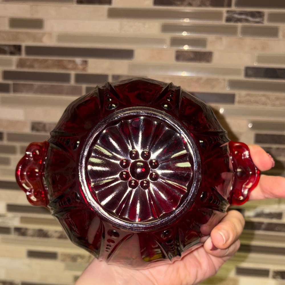 Anchor Hocking Vintage Oyster & Pearl Royal Ruby Handled Bowls (Set of 2) - Picture 7 of 9